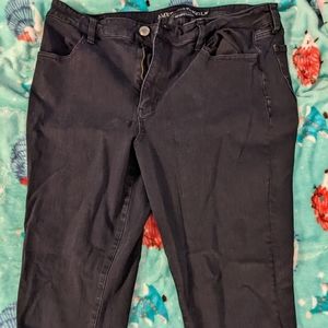 18L American Eagle Women's Jeggings